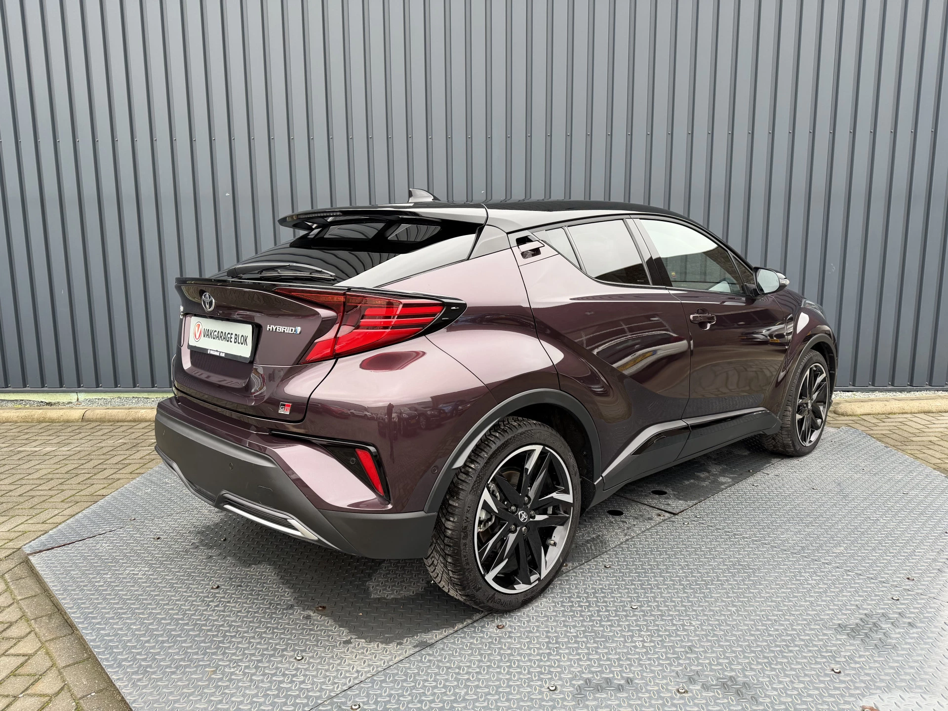 Hoofdafbeelding Toyota C-HR
