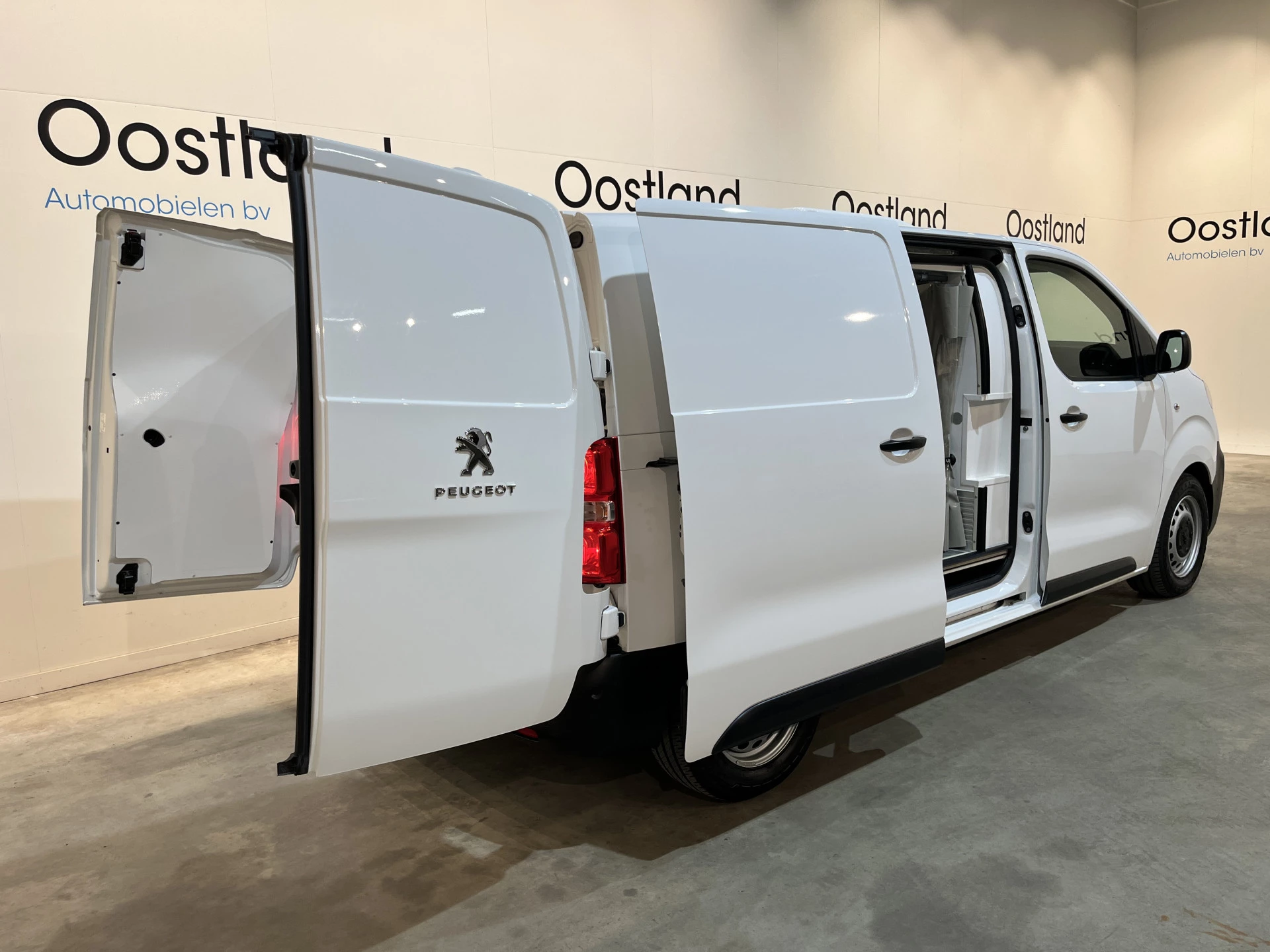 Hoofdafbeelding Peugeot e-Expert