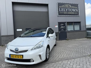 Hoofdafbeelding Toyota Prius Toyota Prius Wagon 1.8 Aspiration | Pano | Headup | JBL