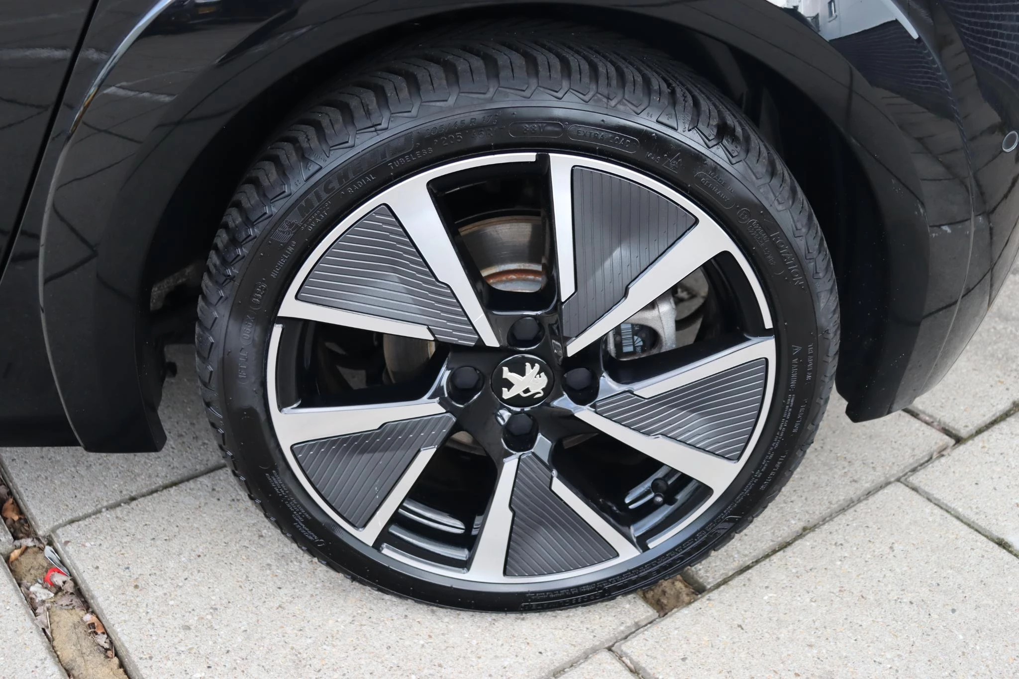 Hoofdafbeelding Peugeot e-208