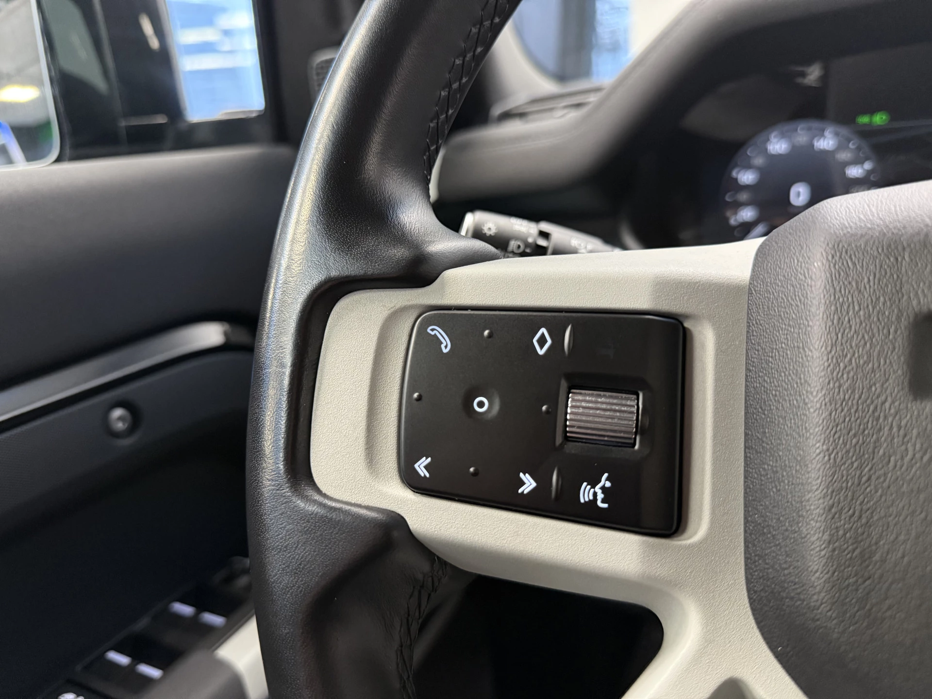 Hoofdafbeelding Land Rover Defender