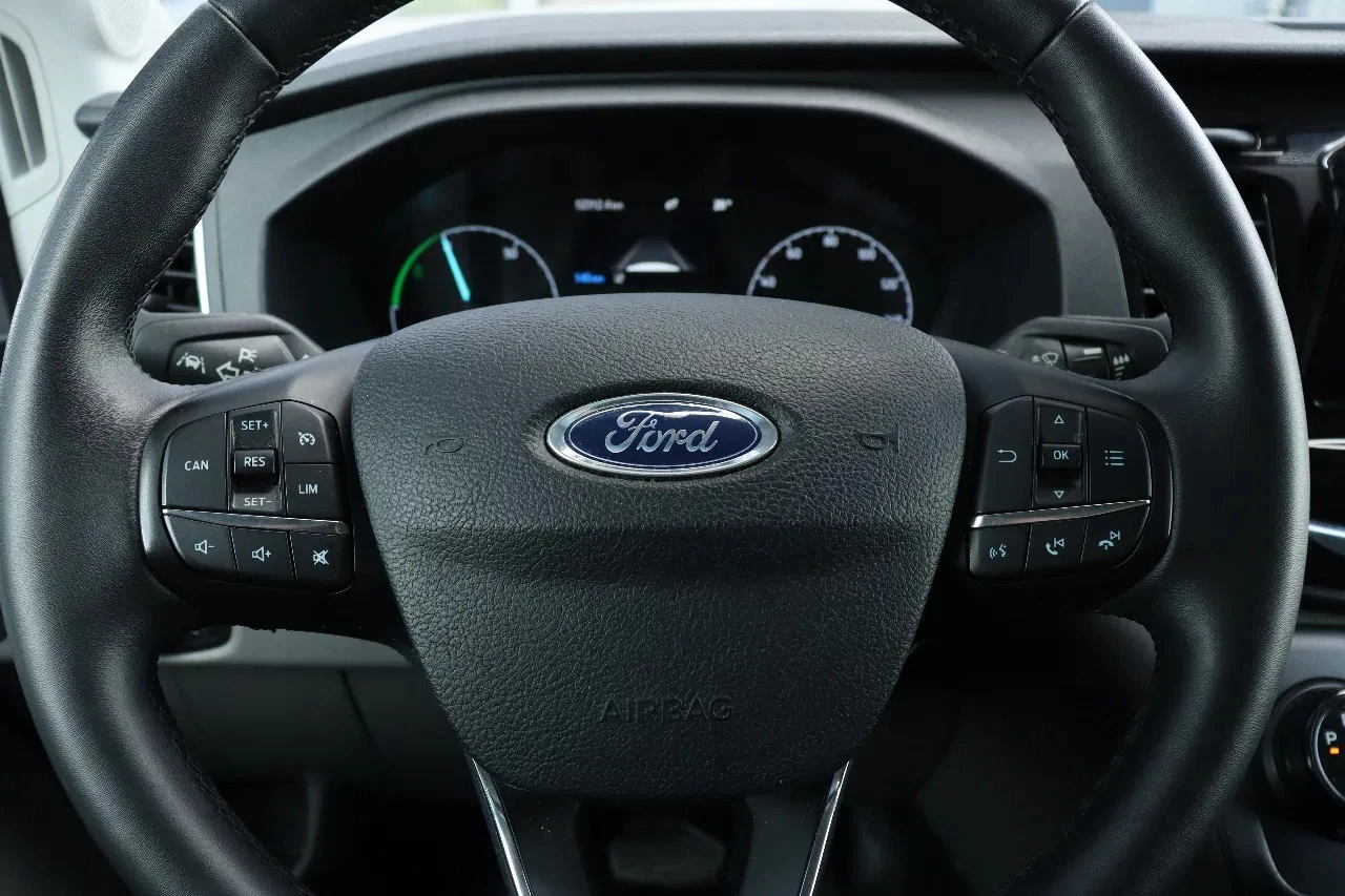 Hoofdafbeelding Ford E-Transit