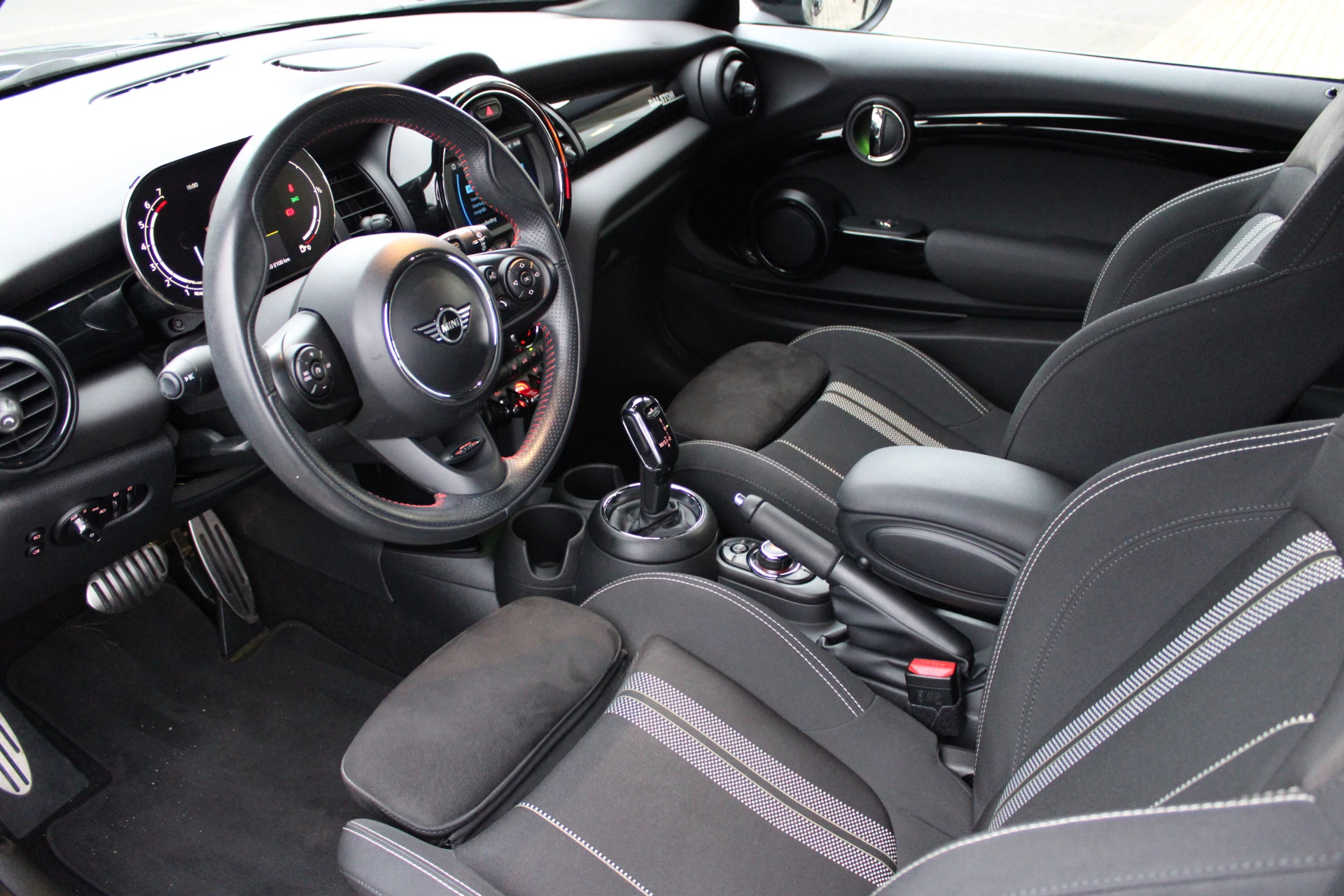 Hoofdafbeelding MINI Cooper