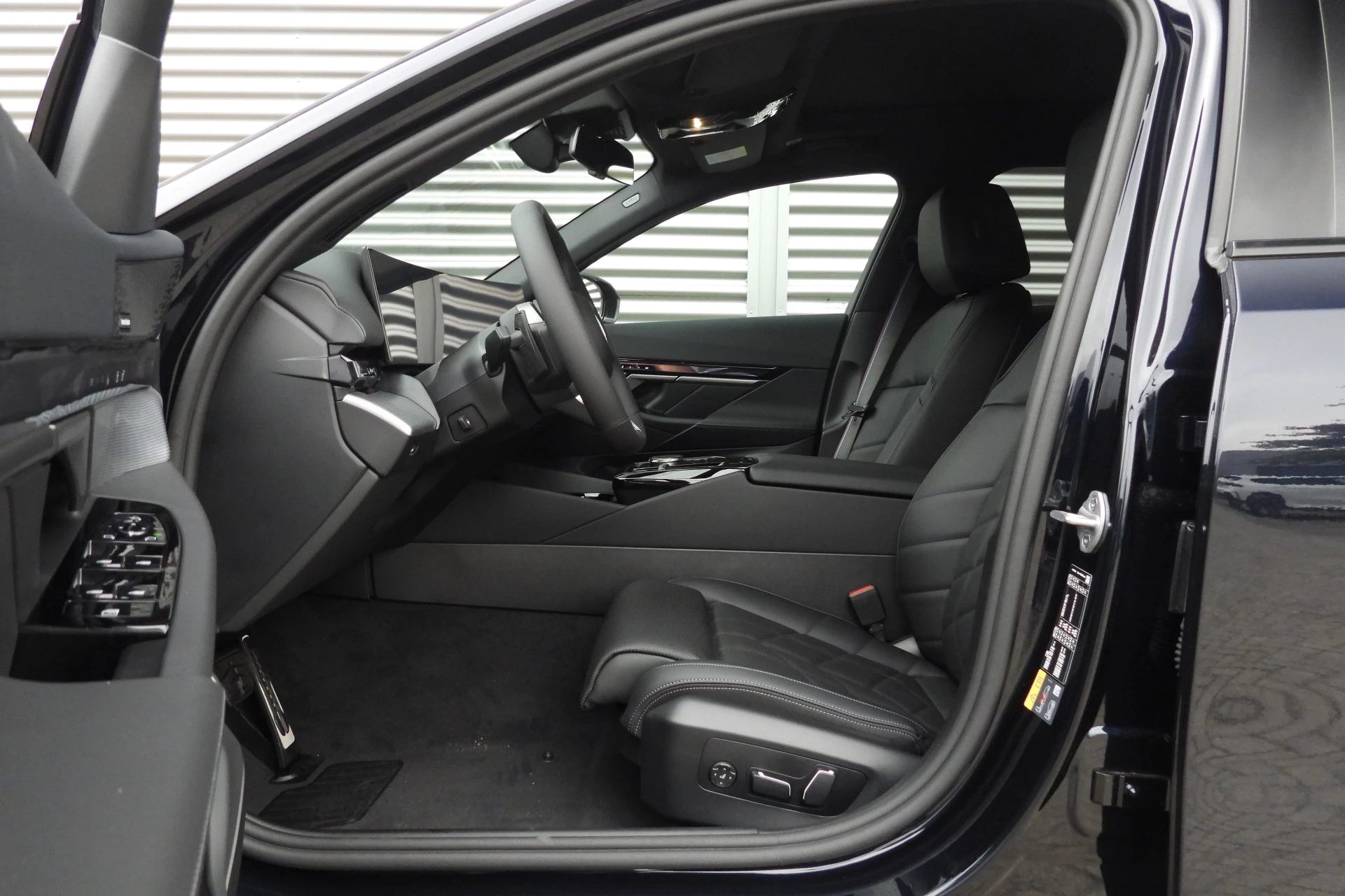 Hoofdafbeelding BMW i5