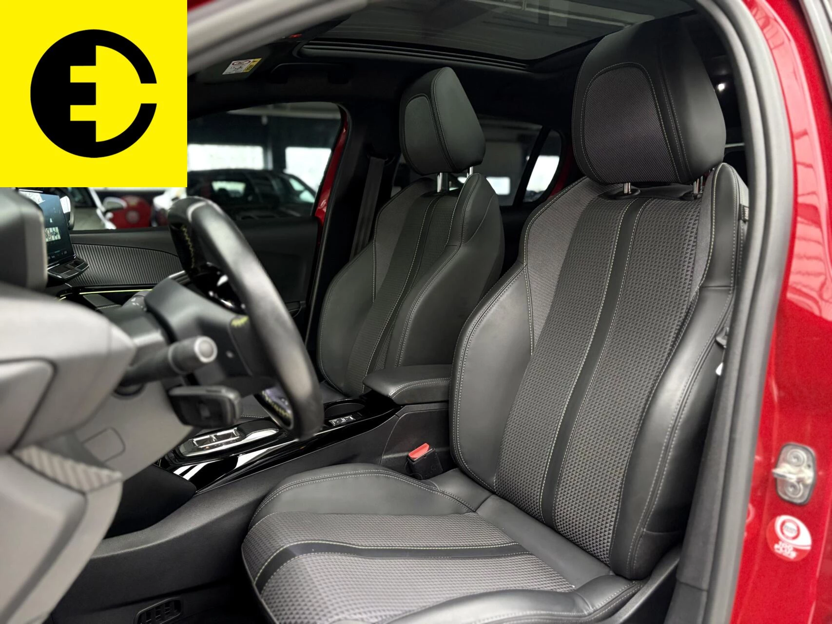 Hoofdafbeelding Peugeot e-208