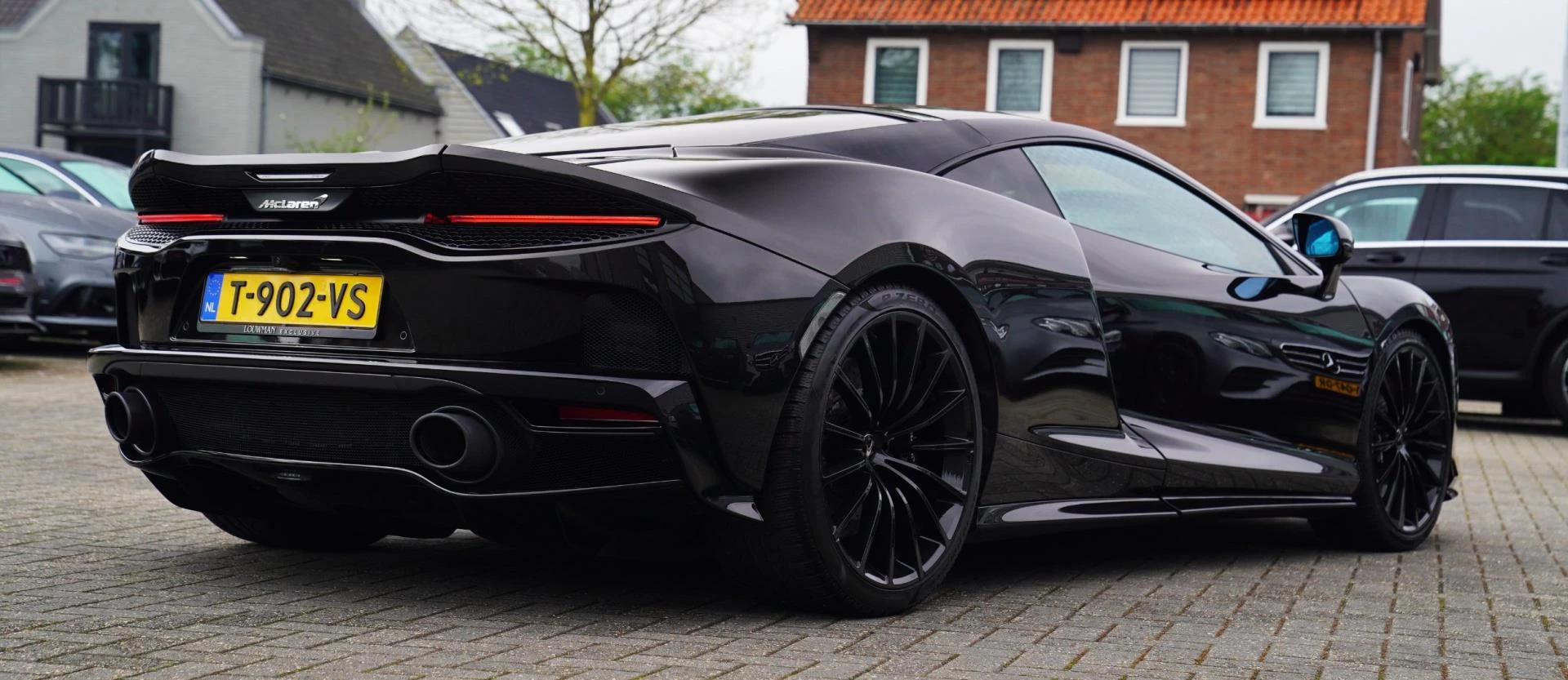 Hoofdafbeelding McLaren GT