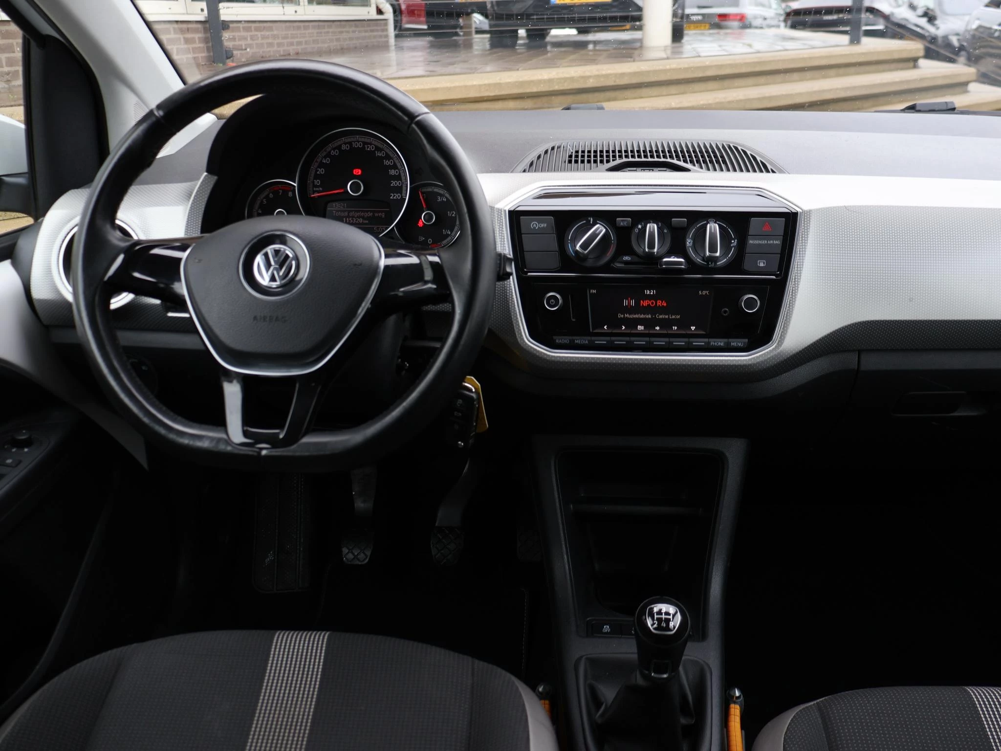 Hoofdafbeelding Volkswagen up!