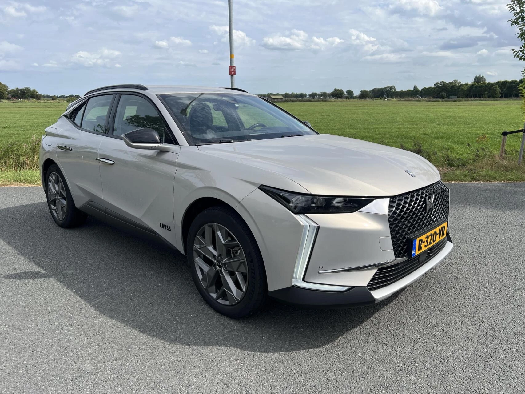 Hoofdafbeelding DS DS 4