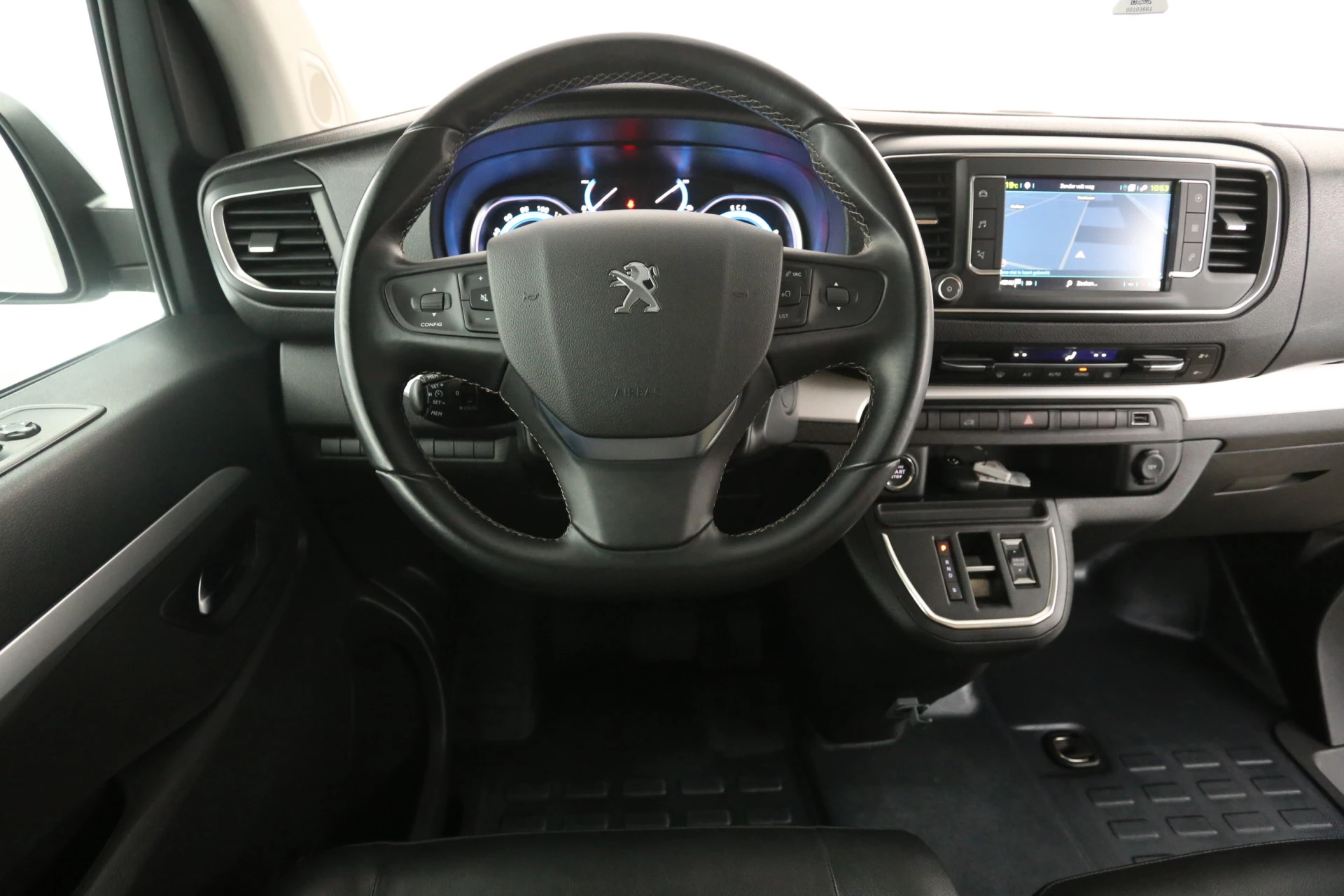 Hoofdafbeelding Peugeot e-Expert
