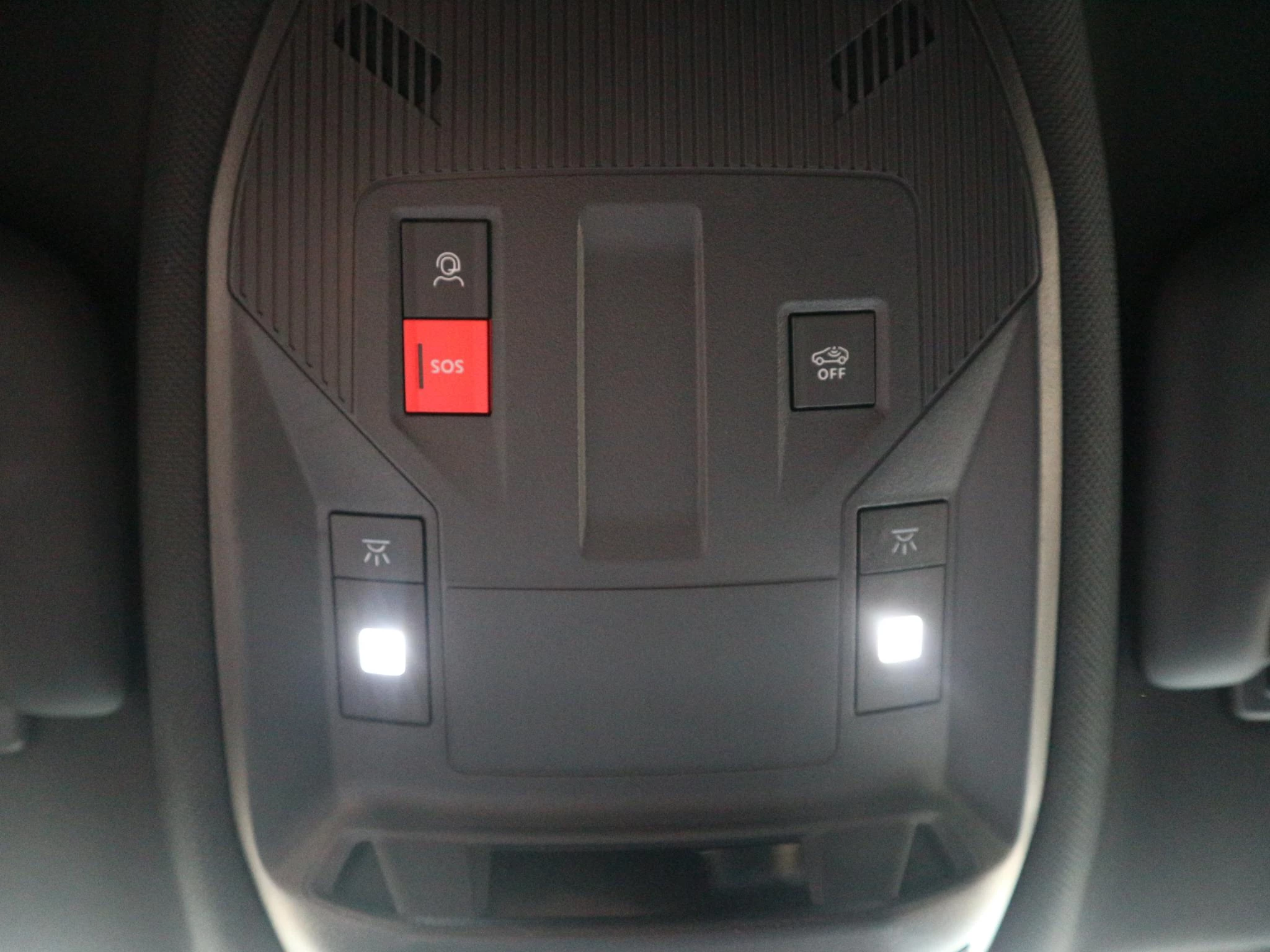Hoofdafbeelding Peugeot 408