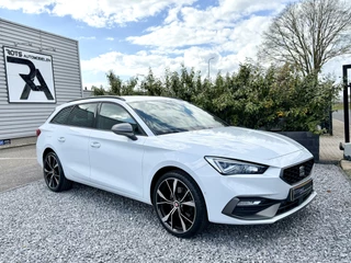 Hoofdafbeelding SEAT Leon SEAT Leon Sportstourer 1.4 TSI FR e-Hybrid Plug-IN! Led|Camera|Keyles|Carplay|Memory