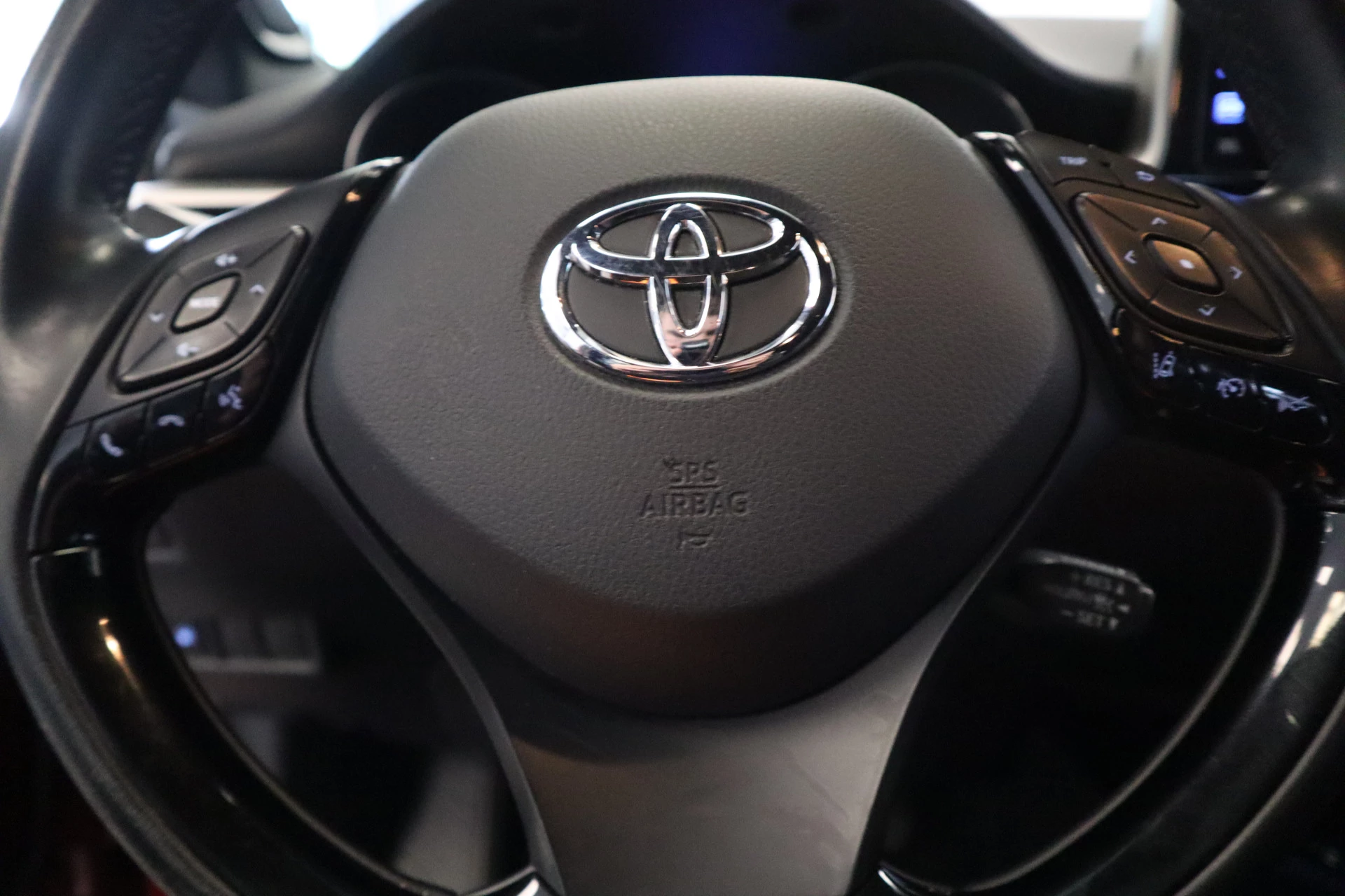 Hoofdafbeelding Toyota C-HR