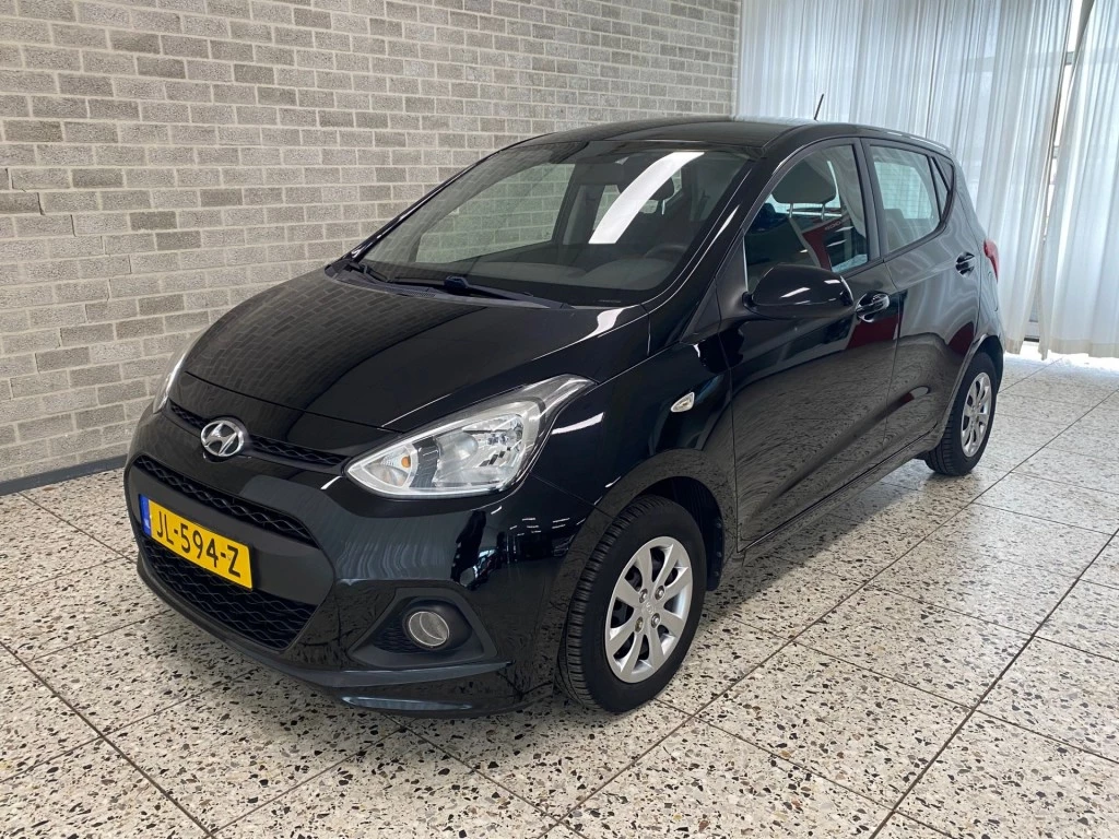 Hoofdafbeelding Hyundai i10