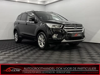 Hoofdafbeelding Ford Kuga Ford Kuga 1.5 EcoBoost ST Line Half leder, Navi, Parkeersensoren, Stoelverwarming, Cruise control, A start stop