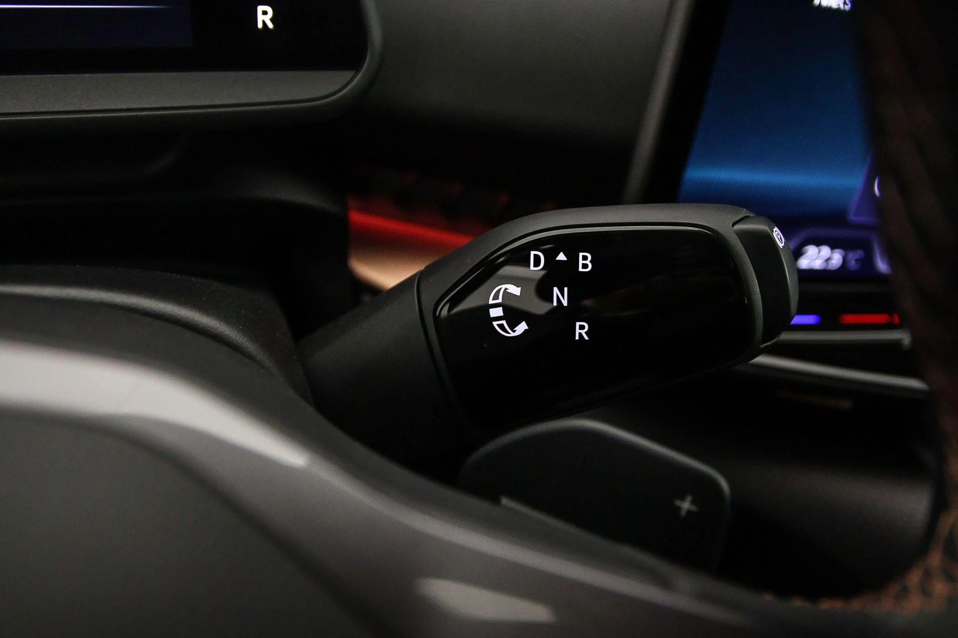 Hoofdafbeelding CUPRA Tavascan