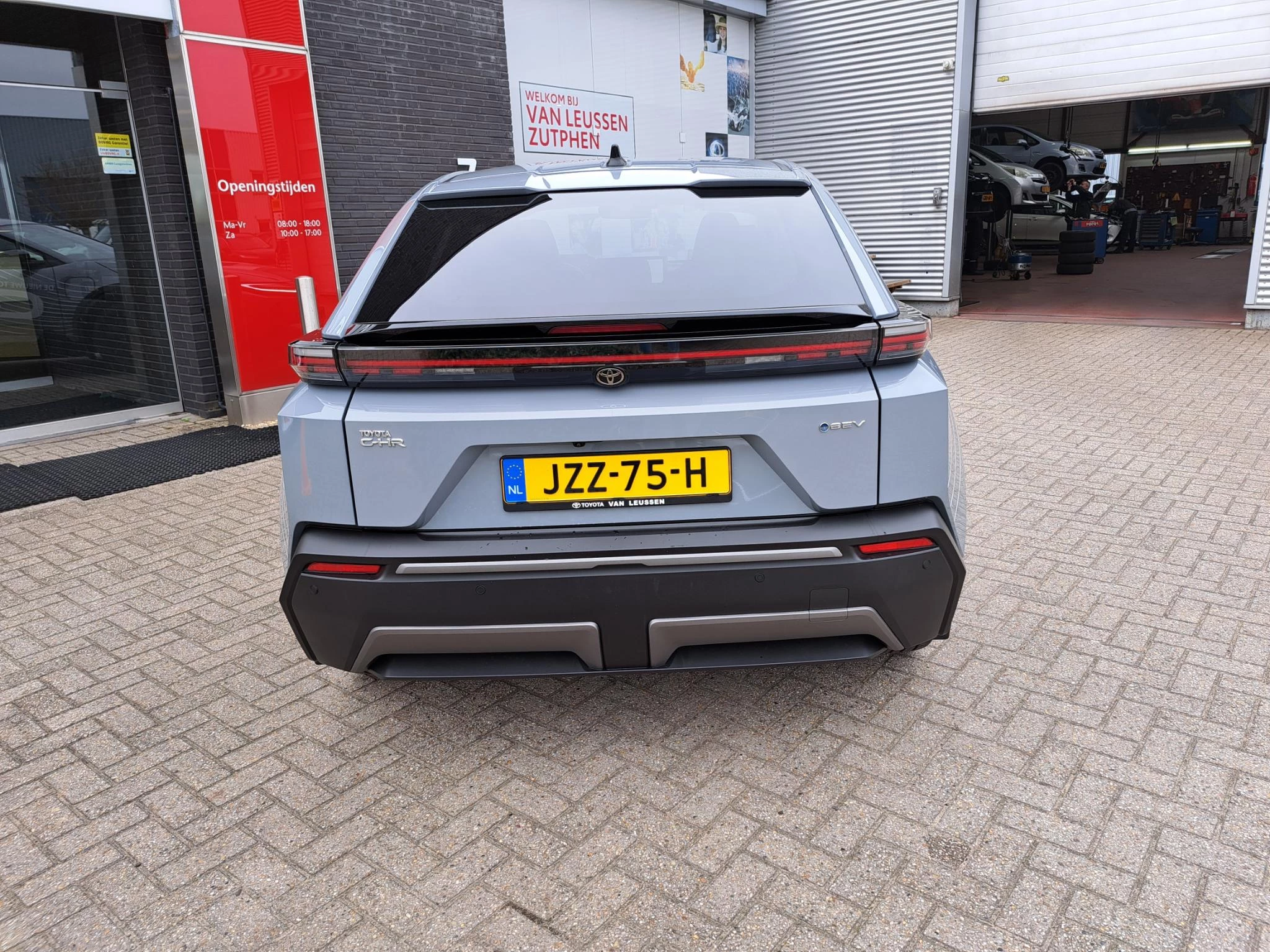 Hoofdafbeelding Toyota C-HR+