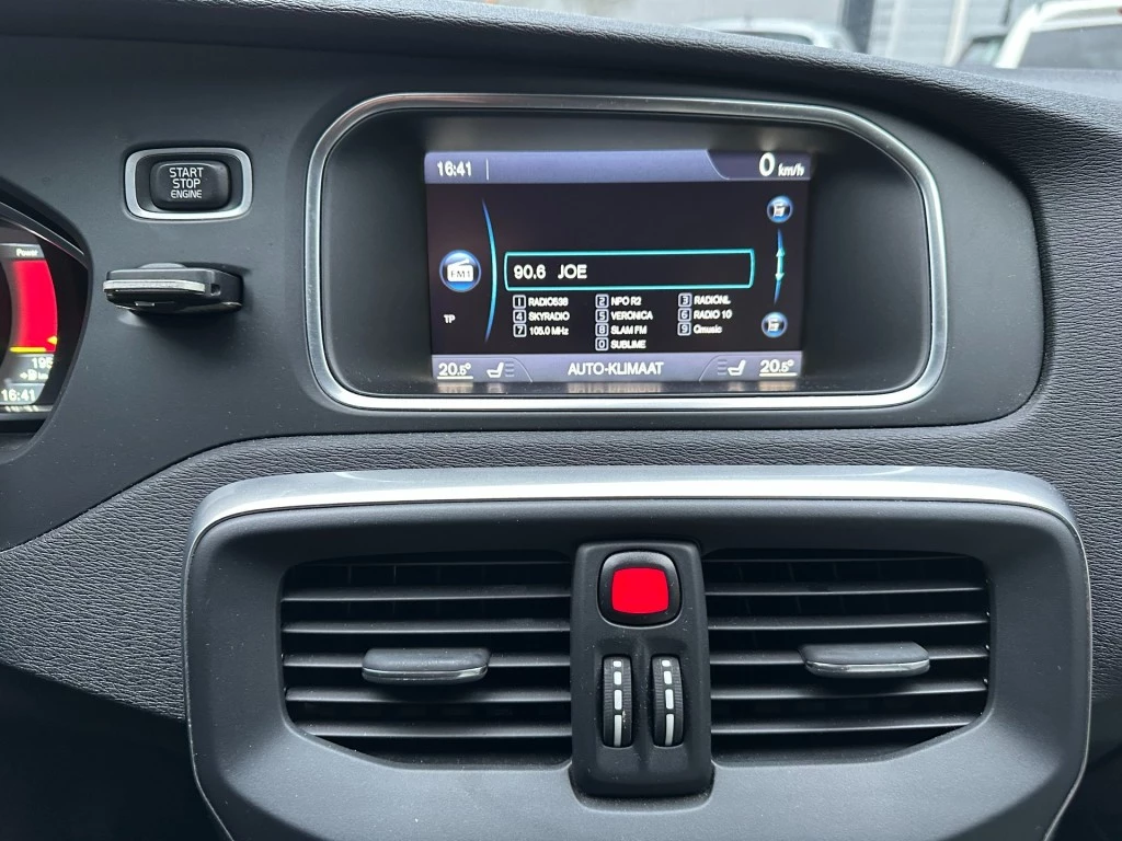 Hoofdafbeelding Volvo V40