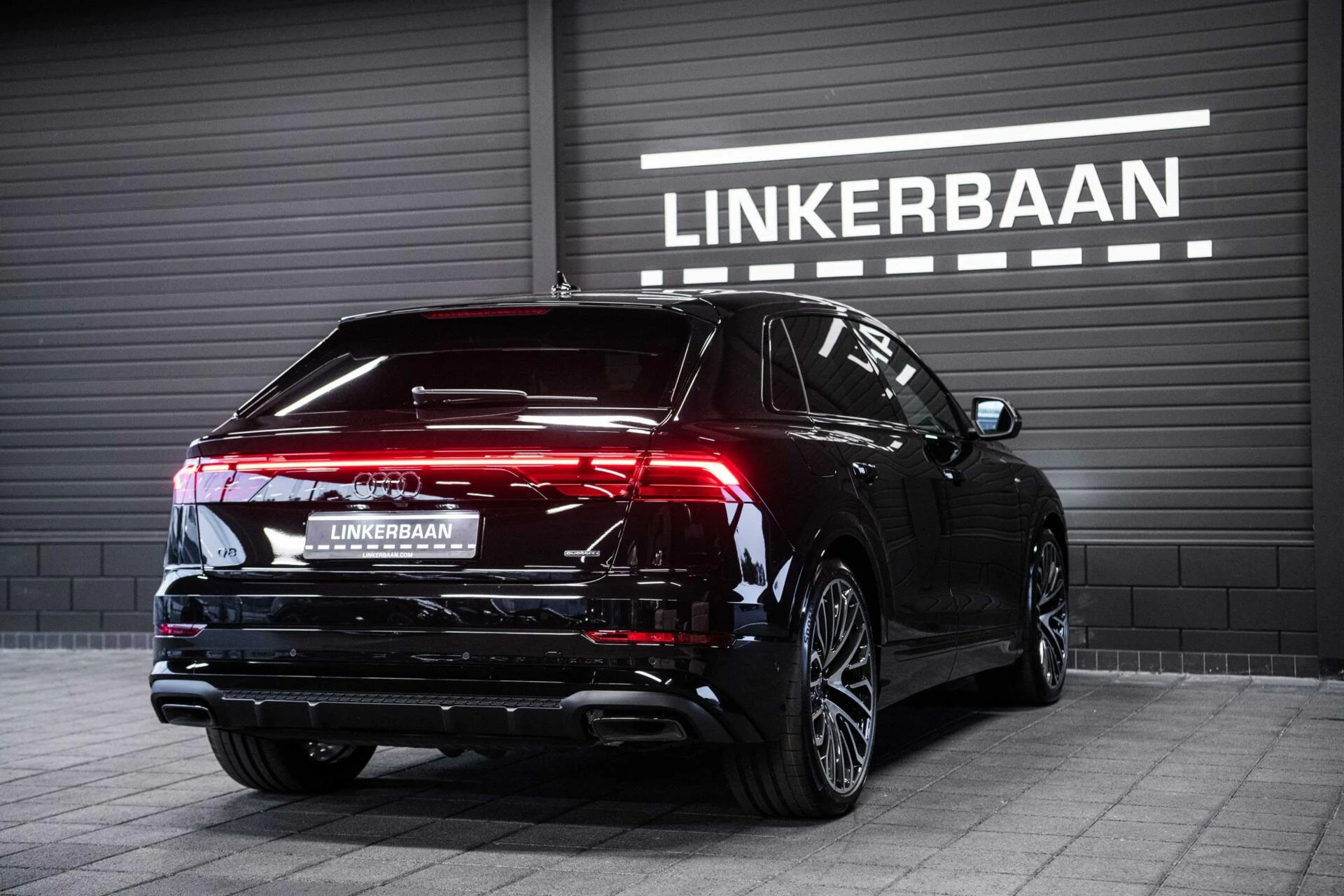 Hoofdafbeelding Audi Q8