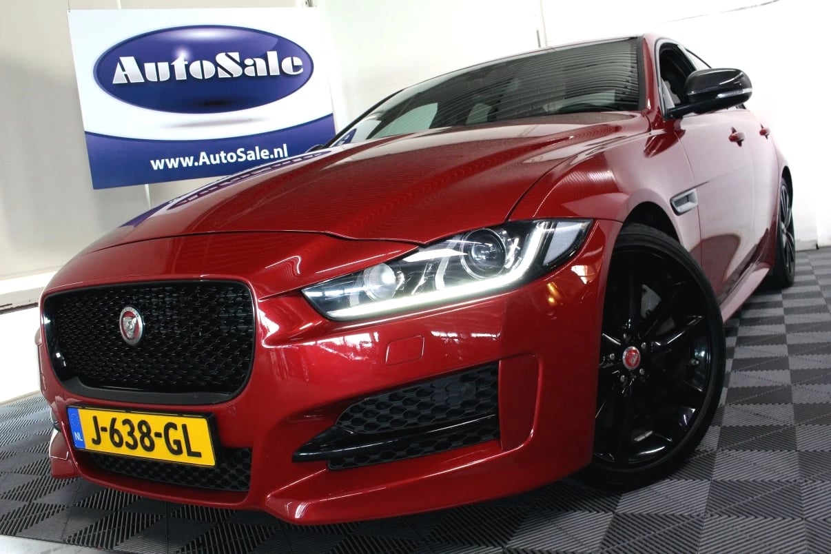 Hoofdafbeelding Jaguar XE