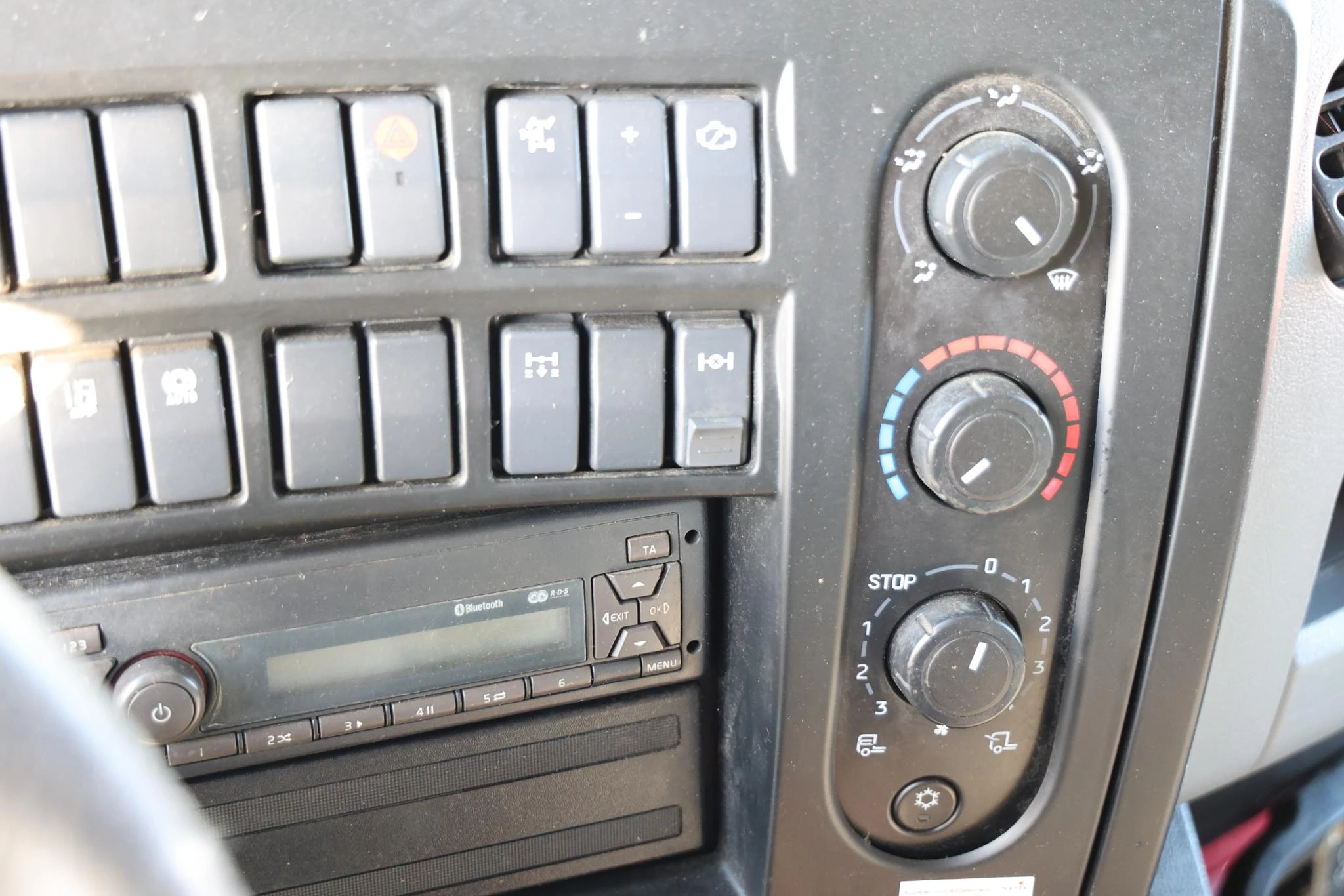 Hoofdafbeelding Renault MIDLUM