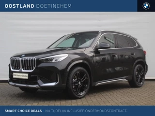 BMW X1 xDrive25e xLine Automaat / Sportstoelen / Achteruitrijcamera / Parking Assistant / Stoelverwarming / Extra getint glas / 19 inch LMV zwart