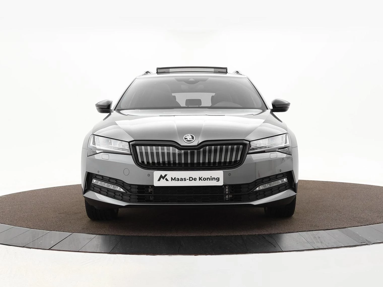 Hoofdafbeelding Škoda Superb