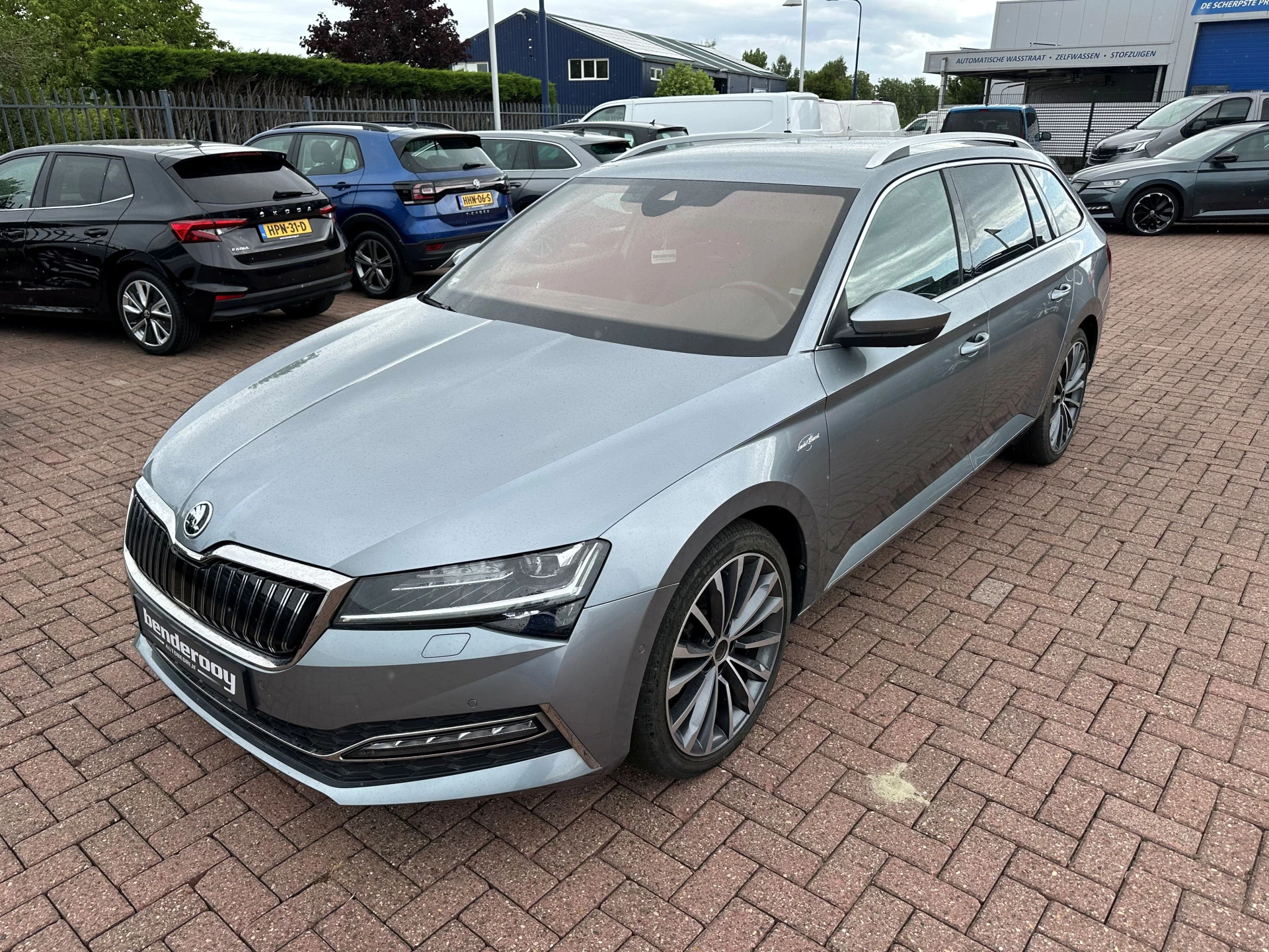 Hoofdafbeelding Škoda Superb