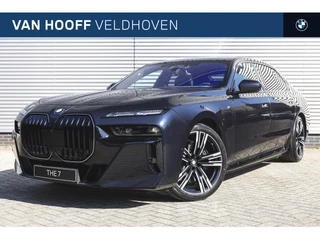 Hoofdafbeelding BMW 7 Serie BMW 7 Serie 750e xDrive High Executive M Sport Automaat / Panoramadak Sky Lounge / Trekhaak / Integral Active Steering / Bowers & Wilkins / Live Cockpit Professional / Parking Assistant Professional / Stoelventilatie