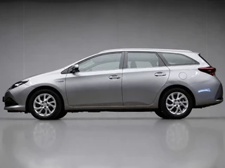 Toyota Auris Touring Sports 1.8 Hybrid Aspiration Sport (NAVI,PDC,CLIMATE,CRUISE,LANE ASSIST,SPORTSTOELEN,LM VELGEN,NETTE STAAT)