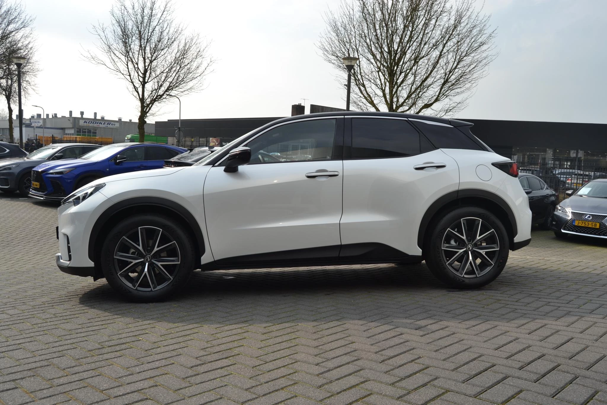 Hoofdafbeelding Lexus LBX