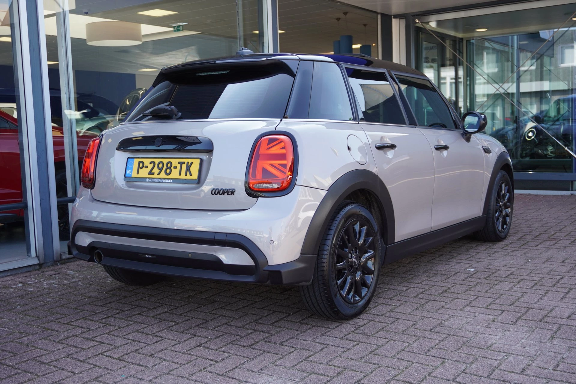 Hoofdafbeelding MINI 5-deurs
