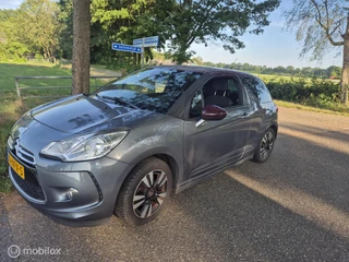 Hoofdafbeelding Citroën DS3 Citroen DS3 1.6 So Chic in Black
