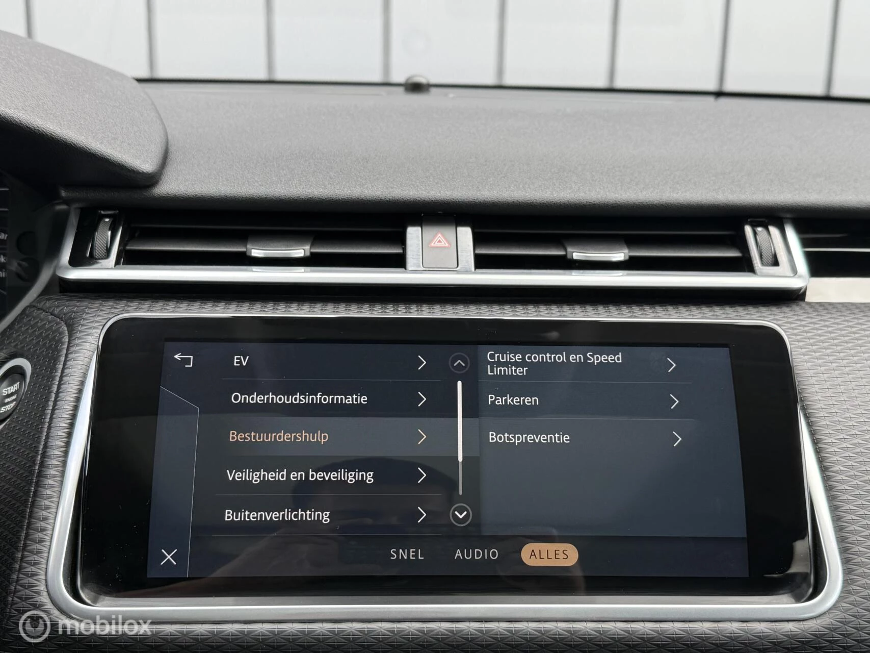 Hoofdafbeelding Land Rover Range Rover Velar