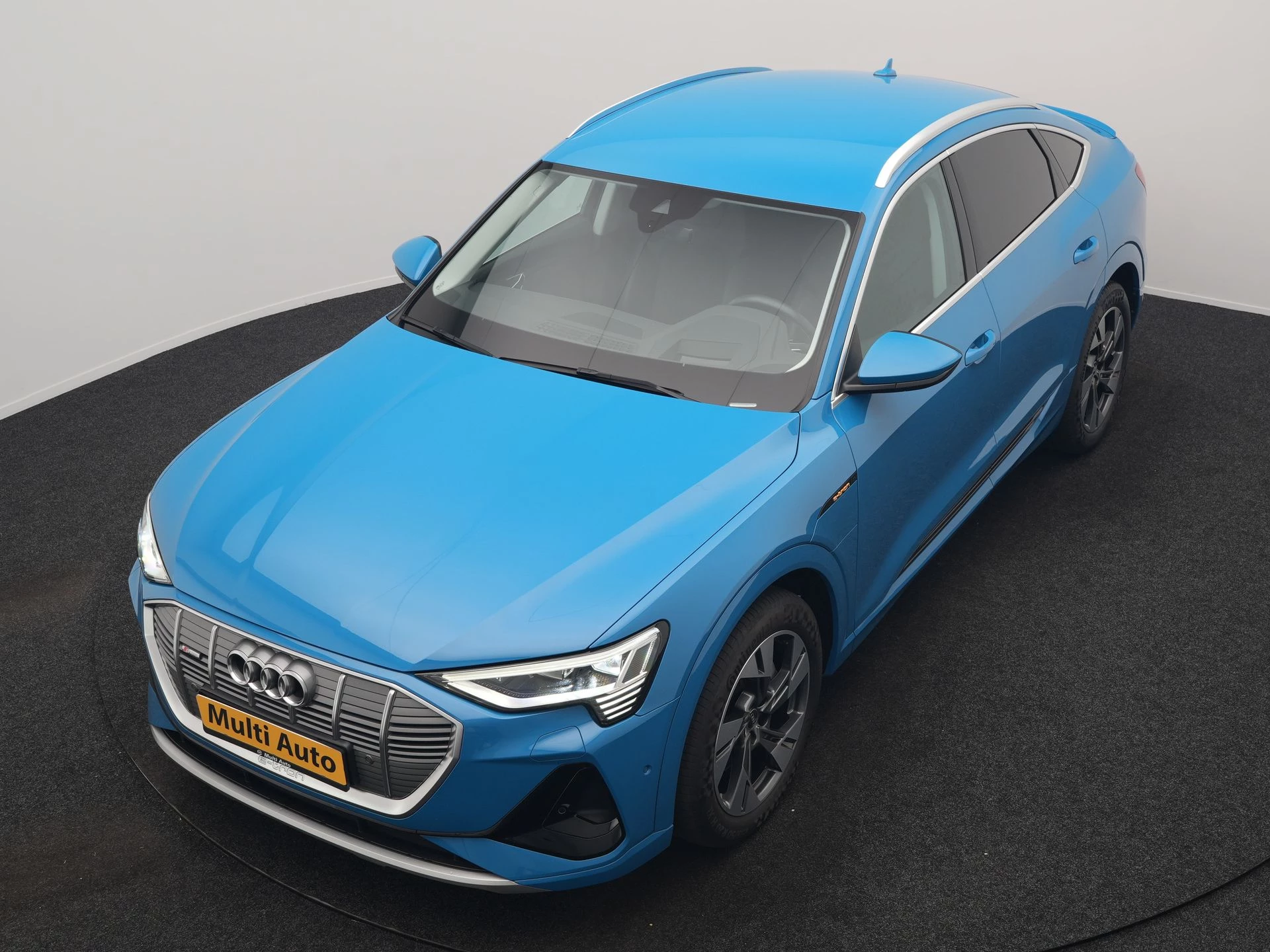 Hoofdafbeelding Audi e-tron