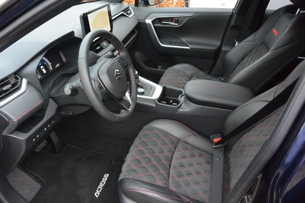 Hoofdafbeelding Suzuki Across