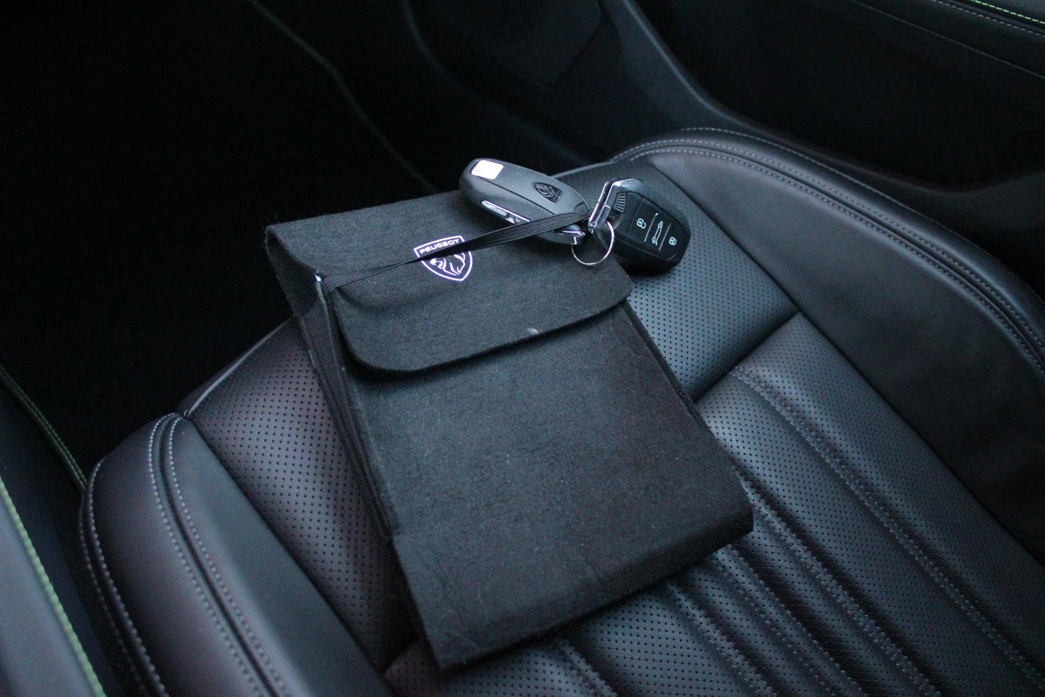 Hoofdafbeelding Peugeot 408