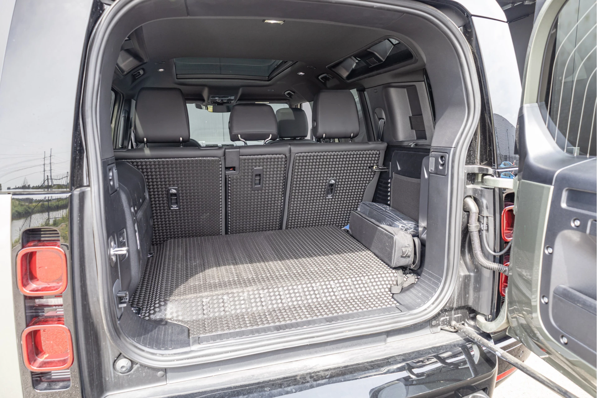 Hoofdafbeelding Land Rover Defender