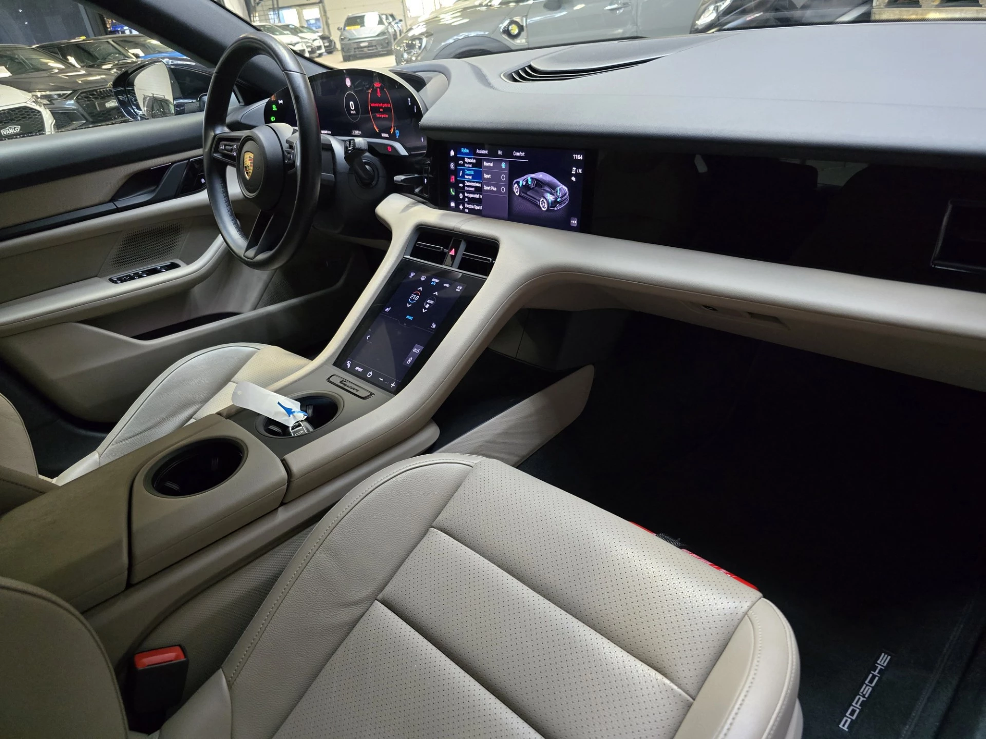 Hoofdafbeelding Porsche Taycan