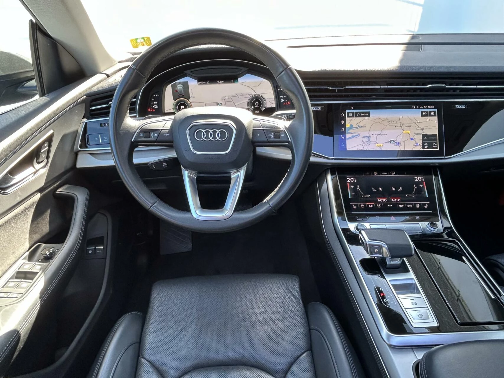 Hoofdafbeelding Audi Q8