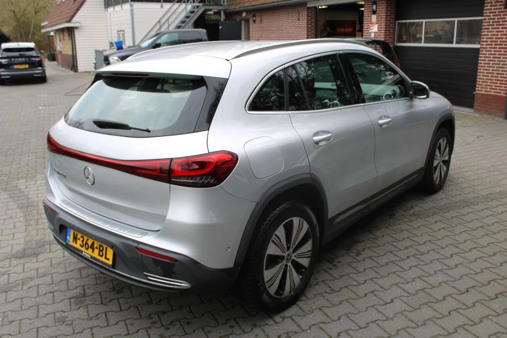 Hoofdafbeelding Mercedes-Benz EQA