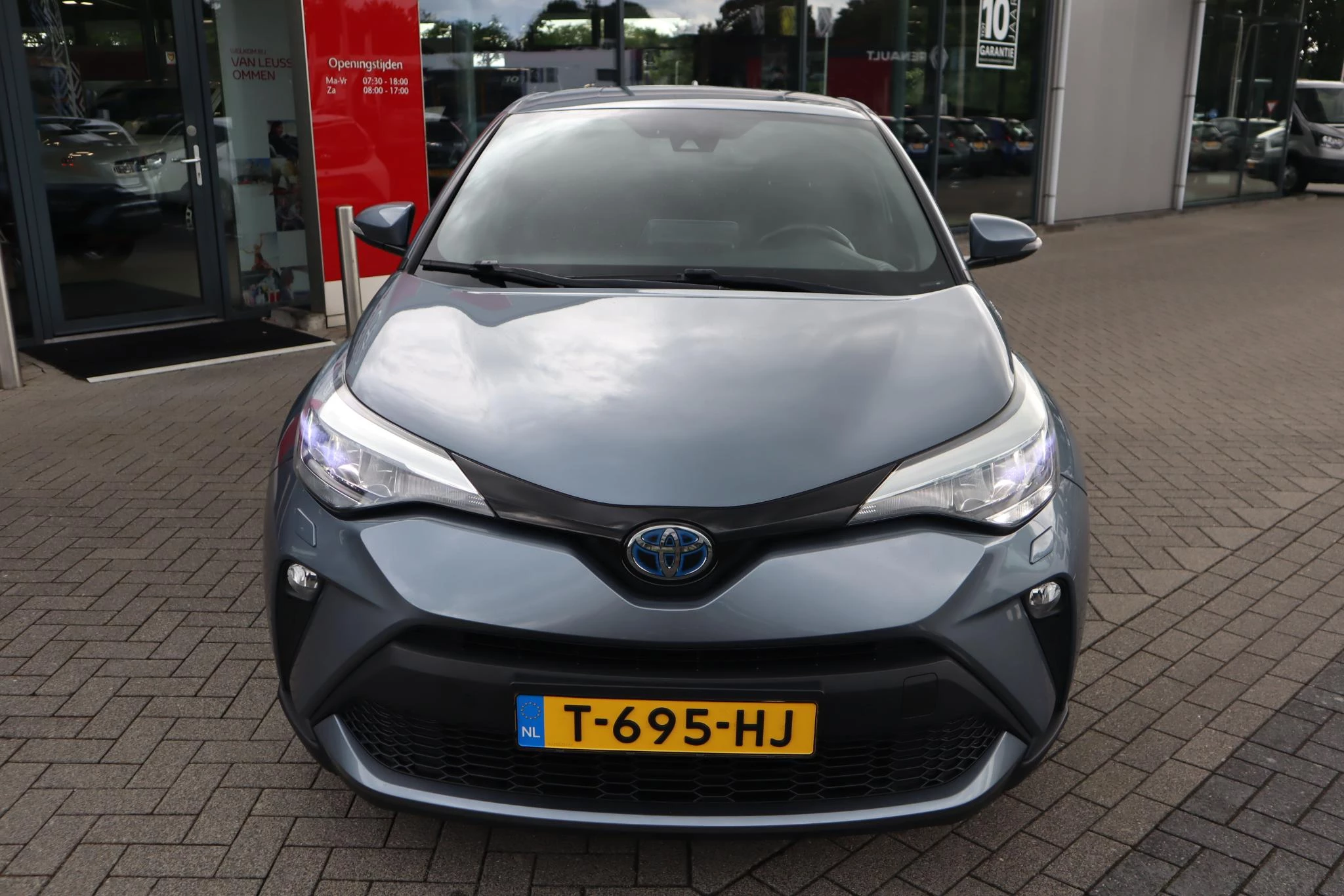 Hoofdafbeelding Toyota C-HR