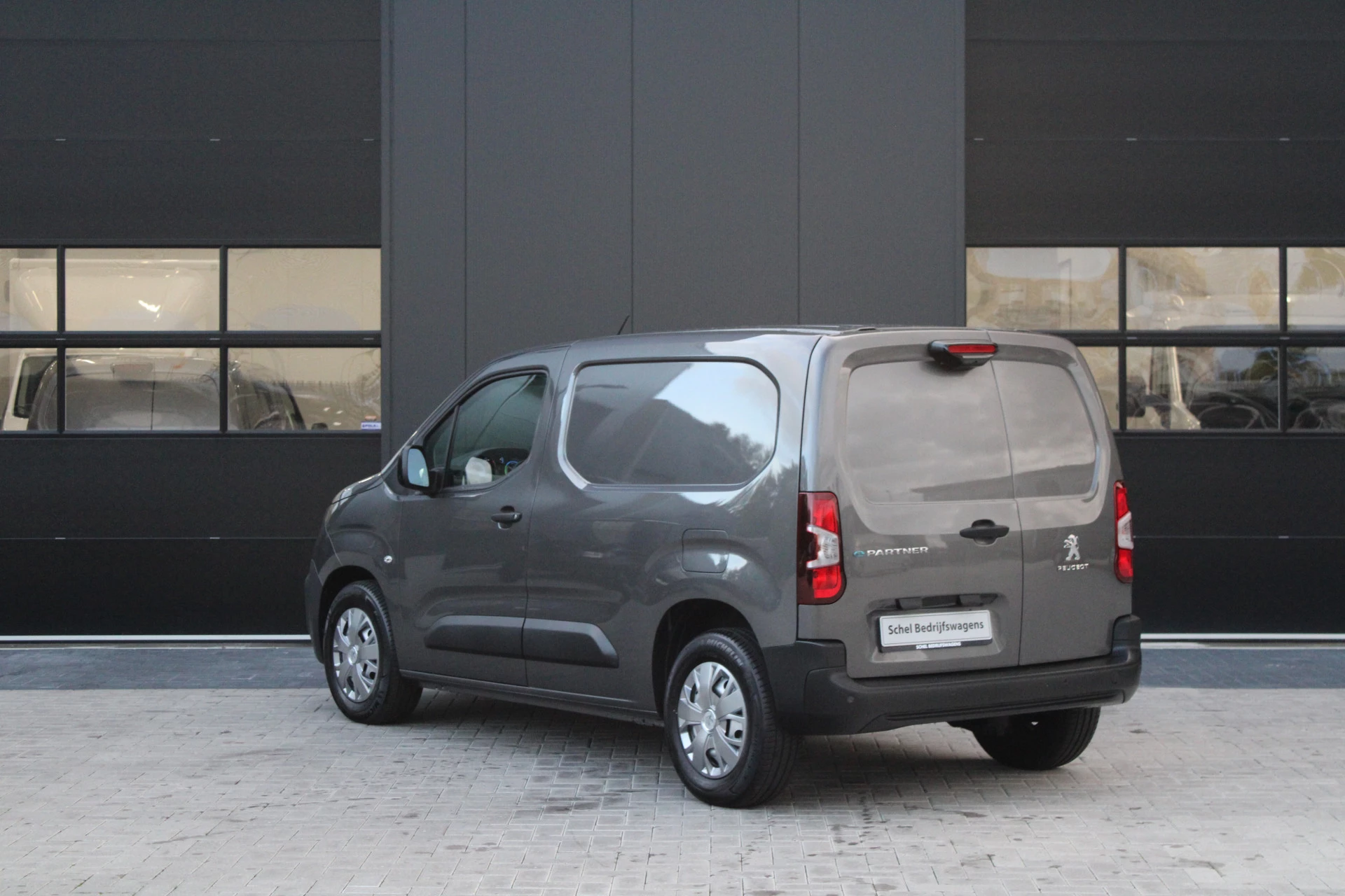 Hoofdafbeelding Peugeot Partner