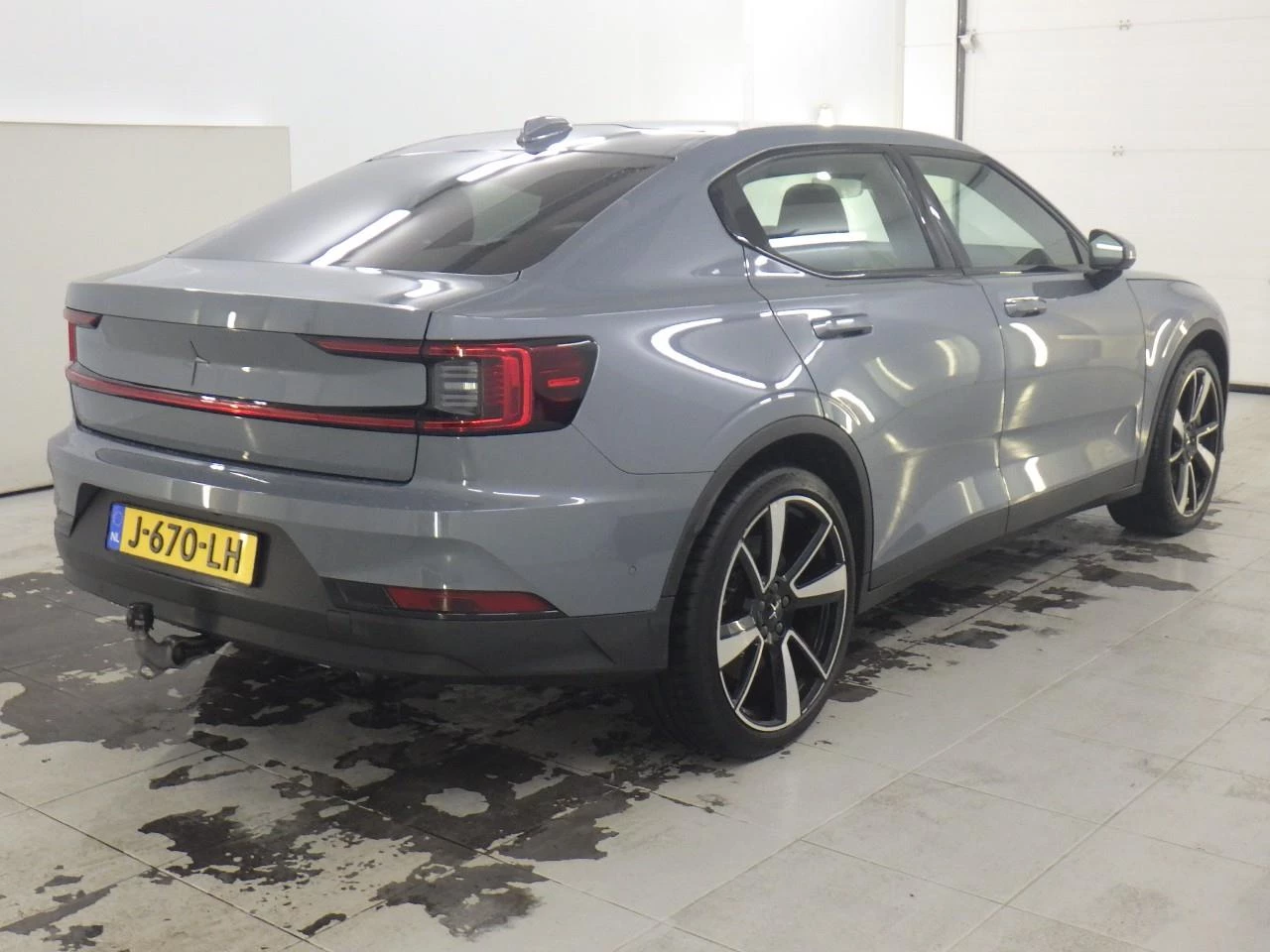 Hoofdafbeelding Polestar 2