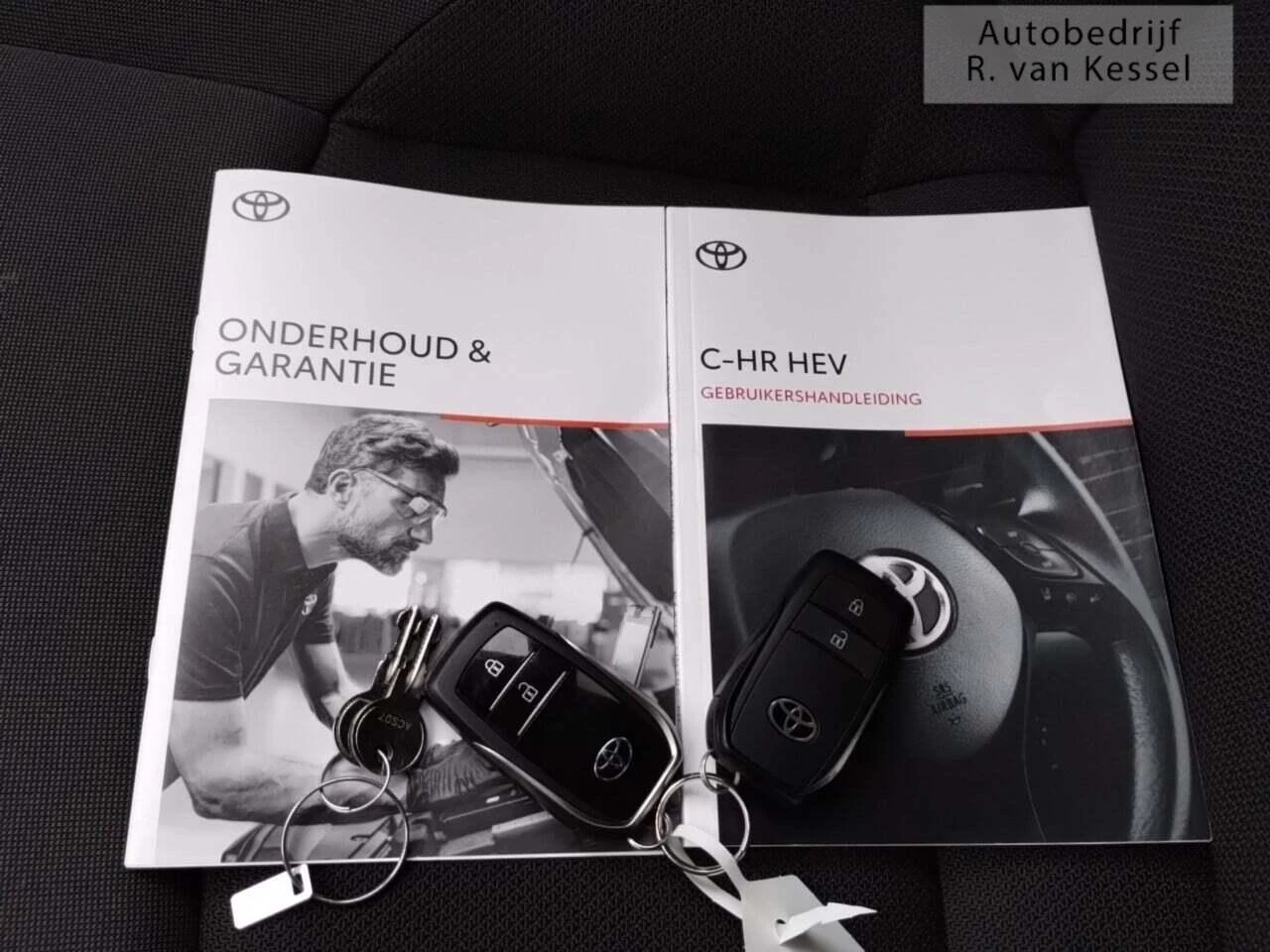 Hoofdafbeelding Toyota C-HR