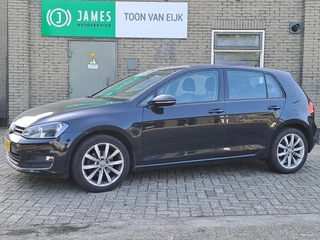 Volkswagen Golf 1.6 TDI Highline Wegklapb Trekhaak-Navigatie- A. Camera-Climatronic-winterwielen