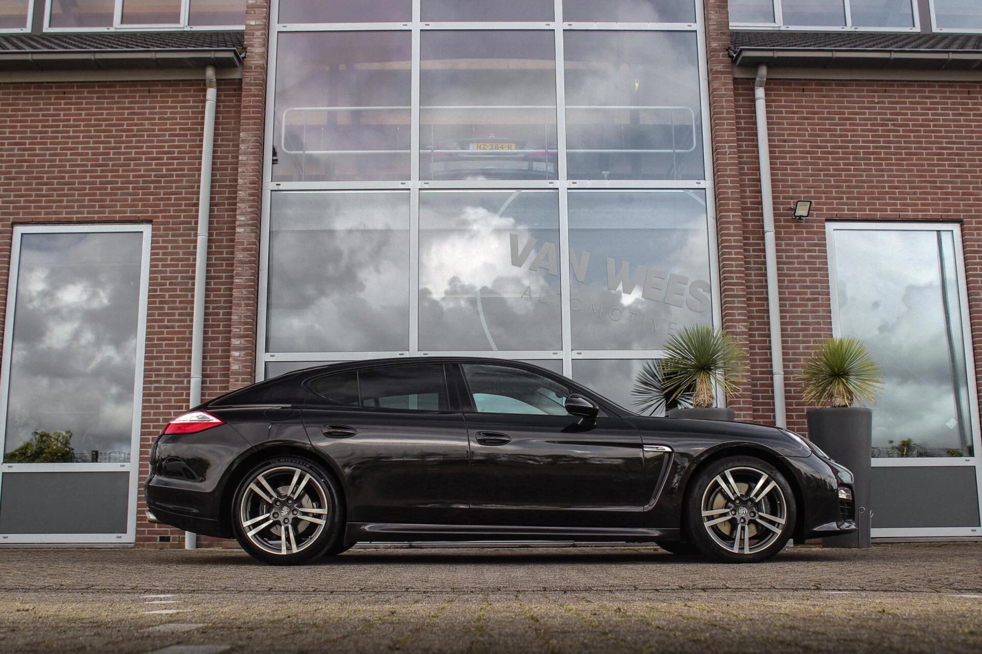 Hoofdafbeelding Porsche Panamera