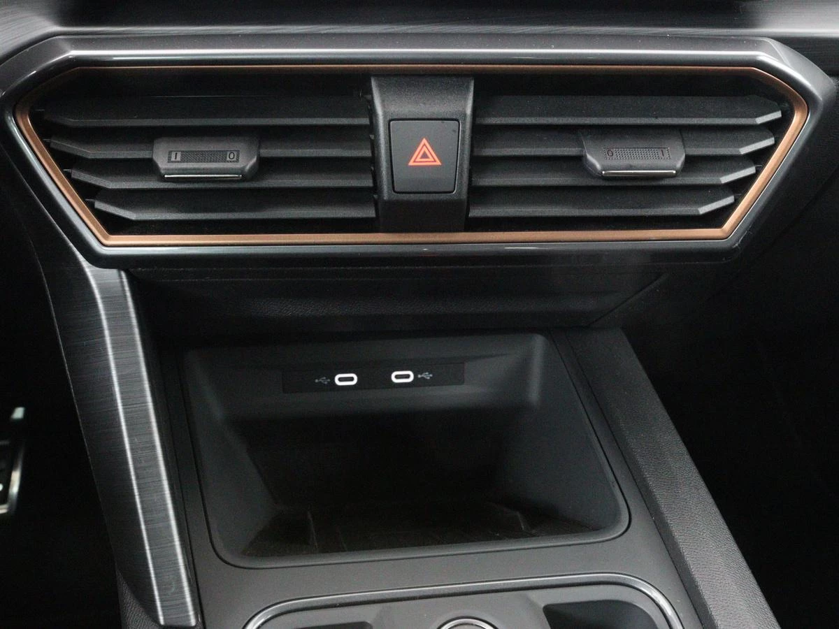 Hoofdafbeelding CUPRA Leon