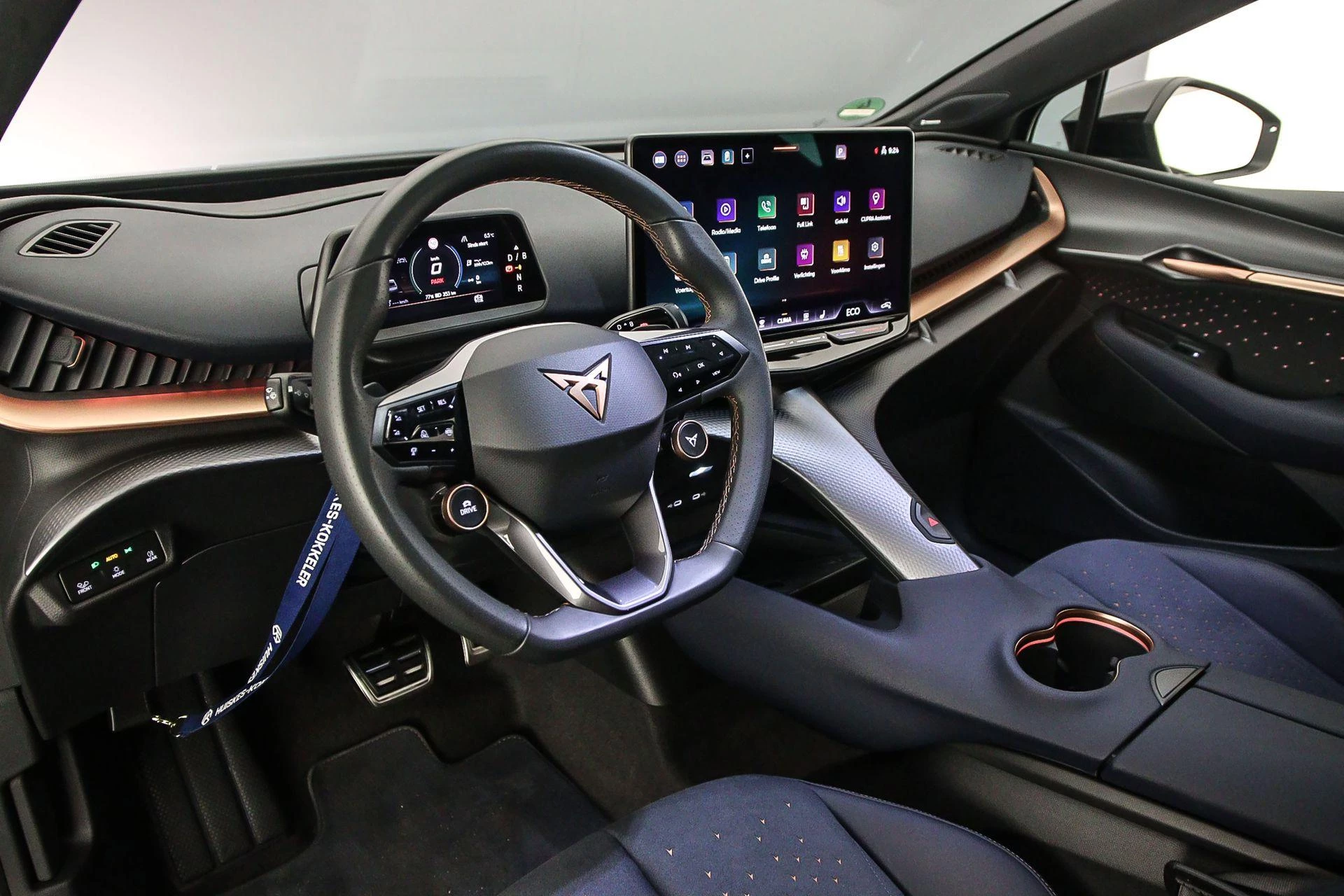 Hoofdafbeelding CUPRA Tavascan