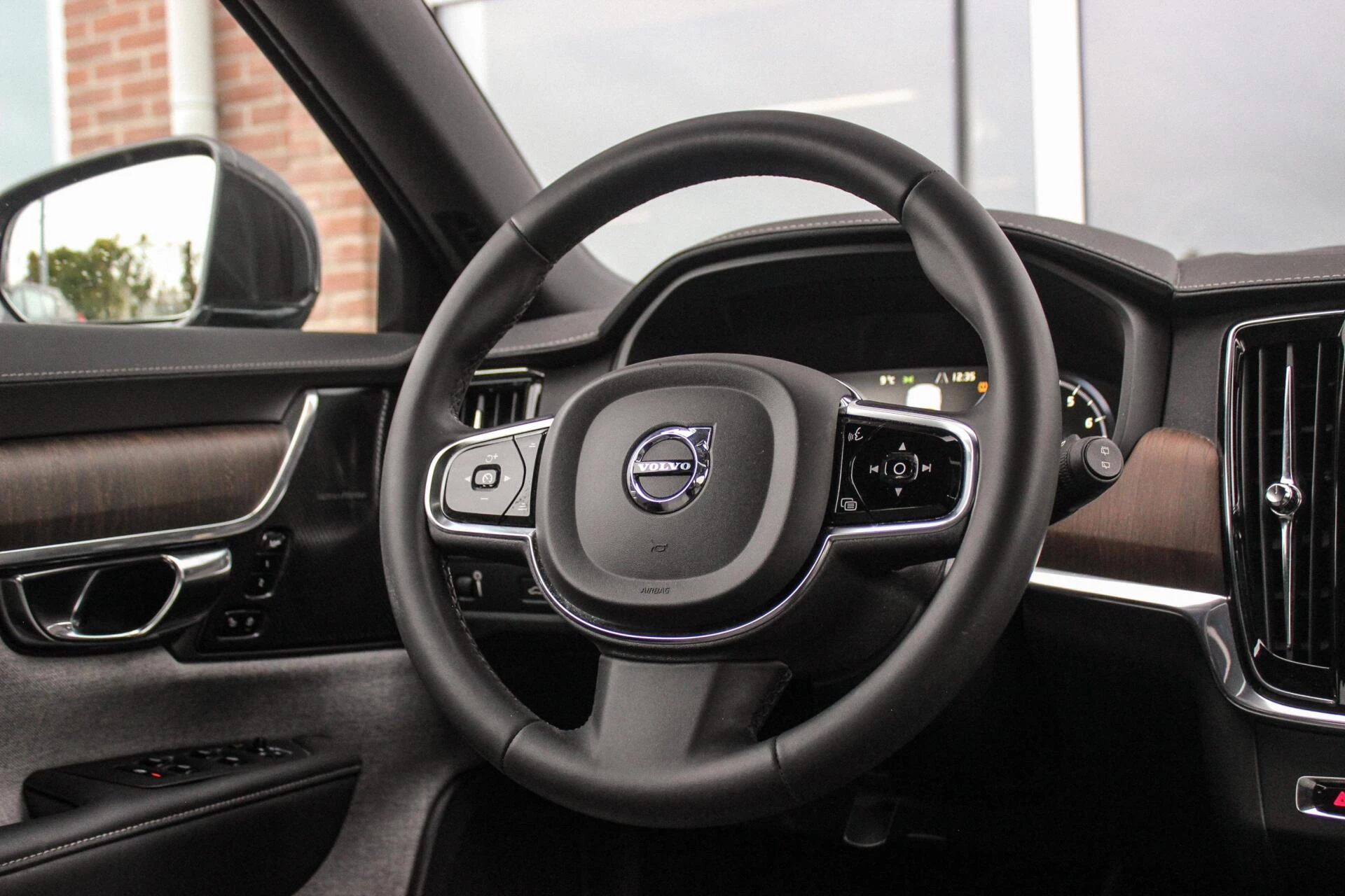 Hoofdafbeelding Volvo V90