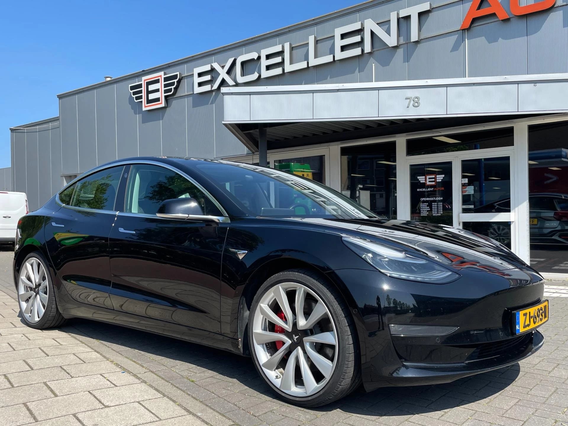 Hoofdafbeelding Tesla Model 3